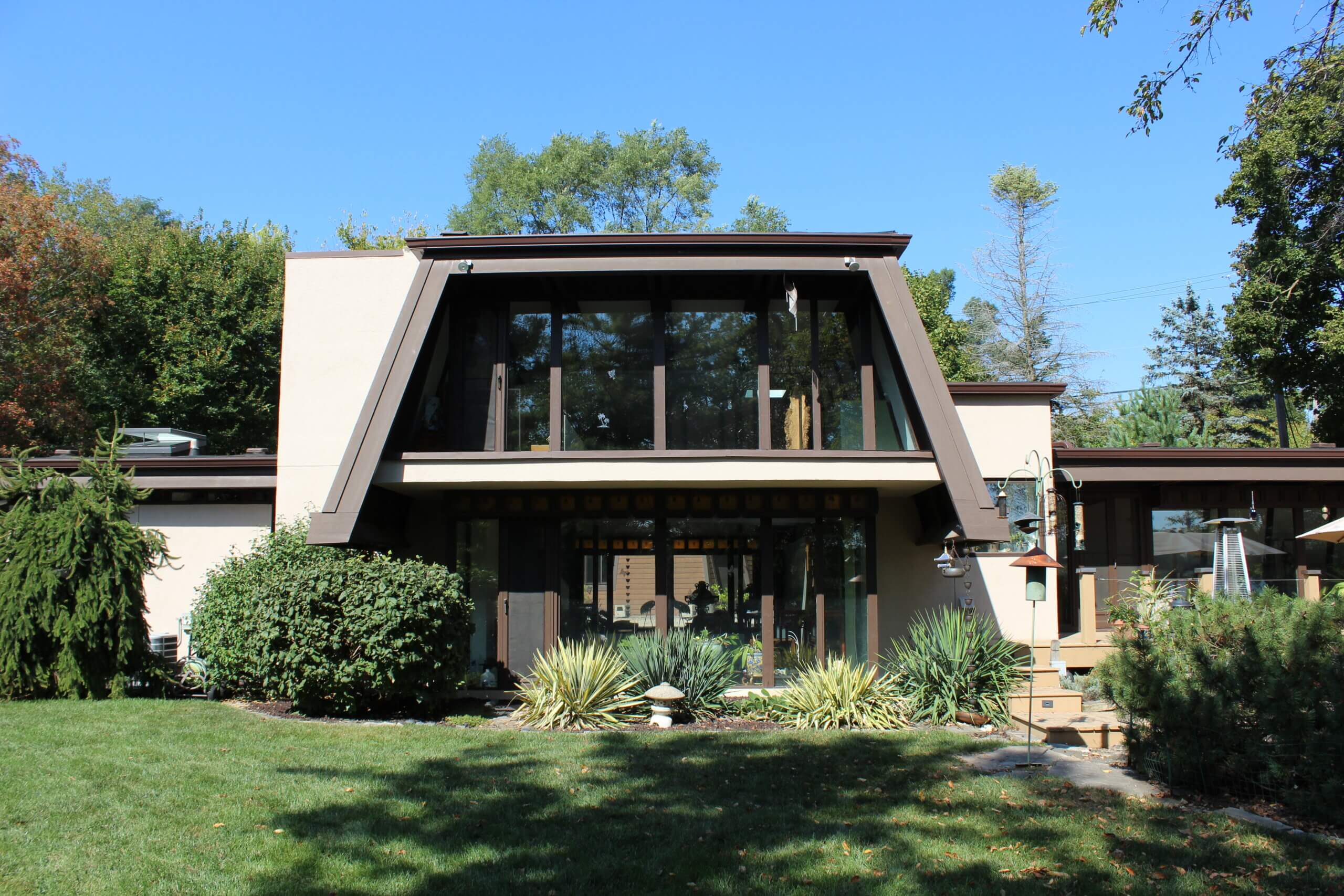 Mid Mod Barrington 2025