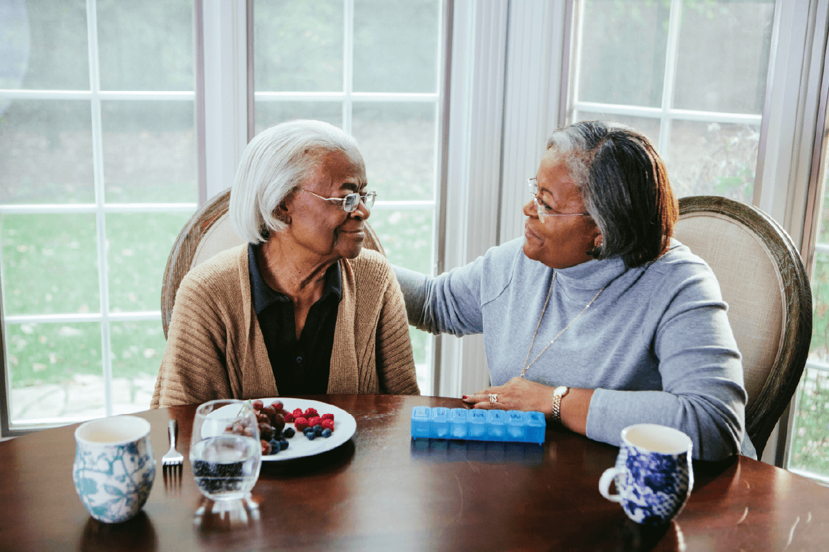 alzheimers_support Two women sitting at a breakfast table